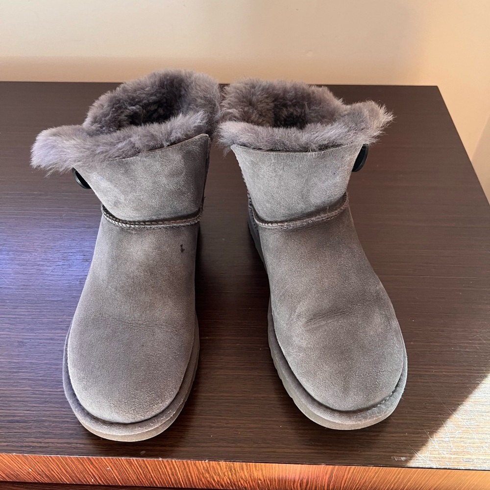Mini Bailey Button II Genuine Shearling Boot